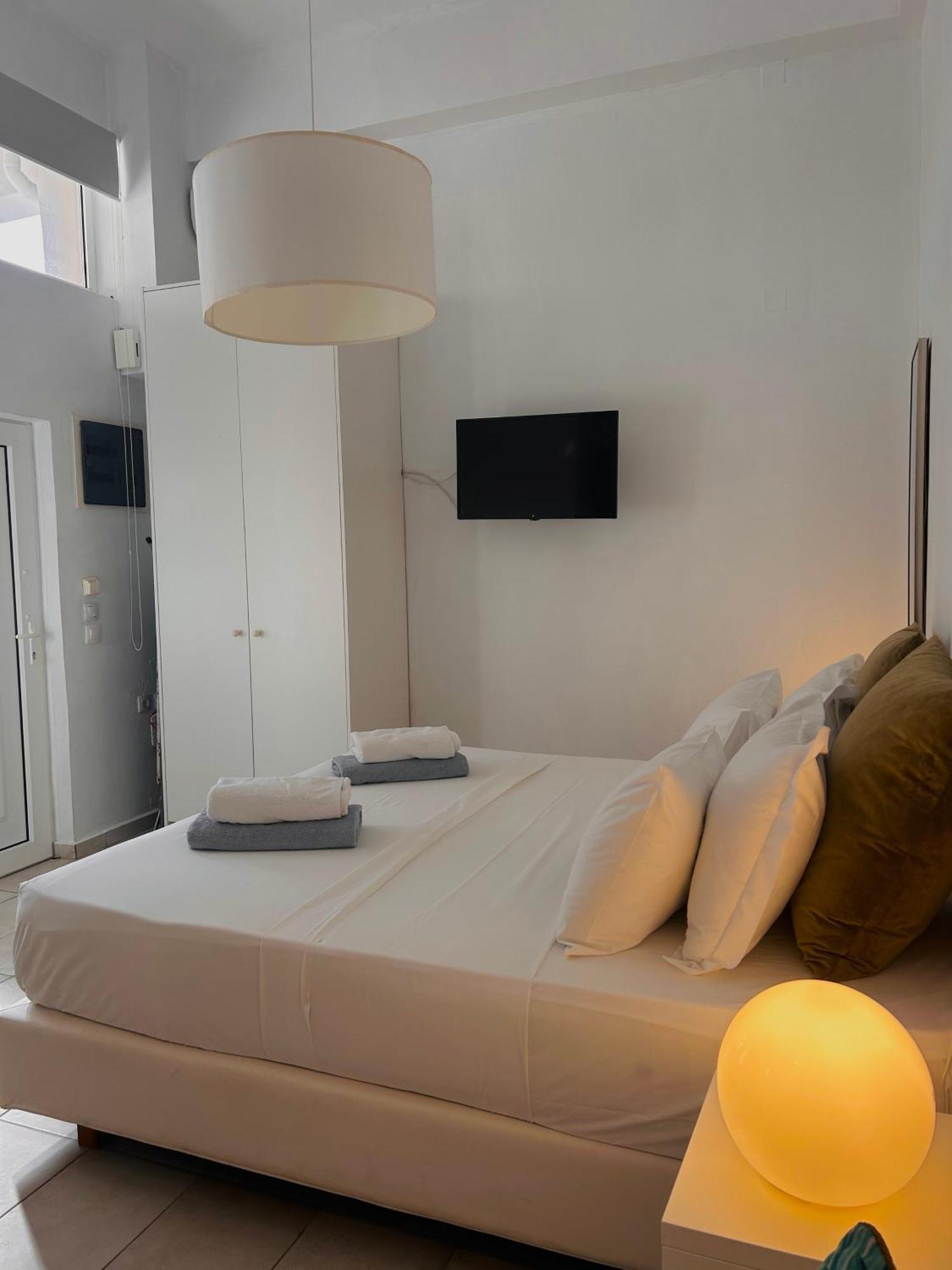 Cretesuites - Urban With Pool - 500m To The Rétino
