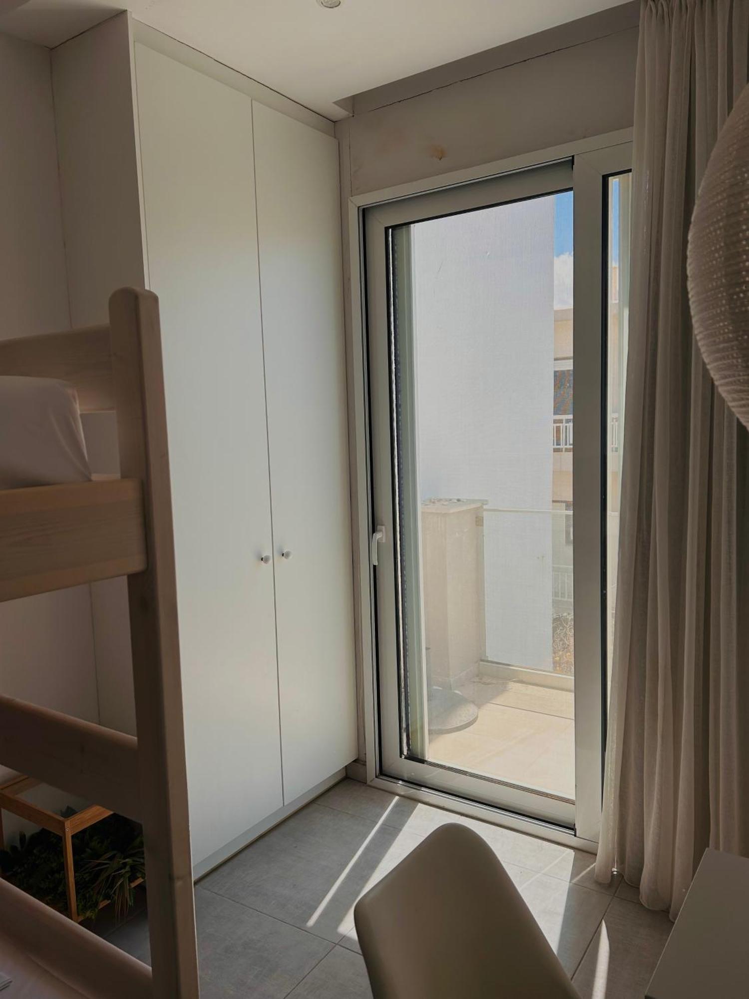 Cretesuites - Urban With Pool - 500m To The Rethymno (Crete)