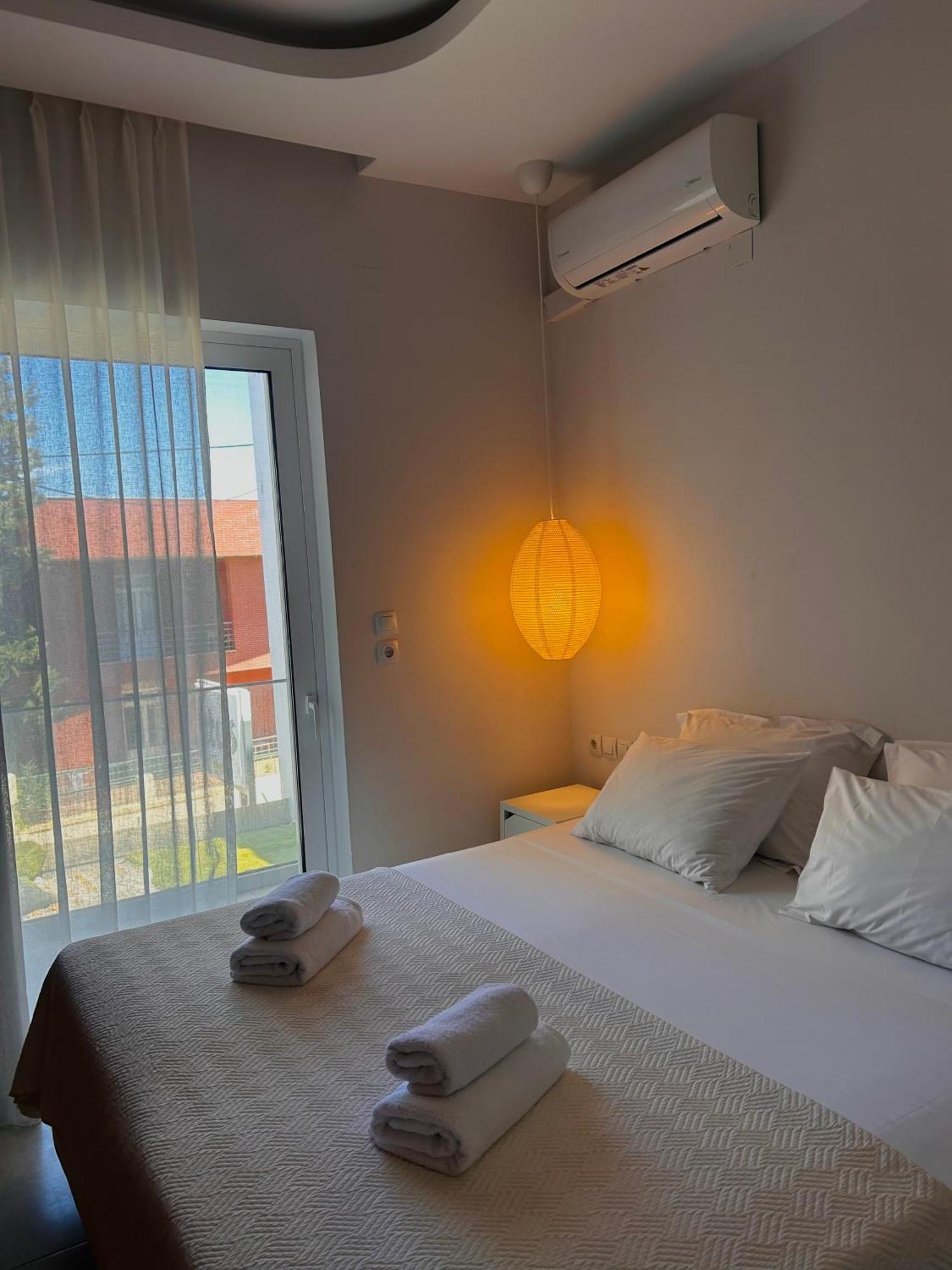 Apartment Cretesuites - Urban With Pool - 500m To The