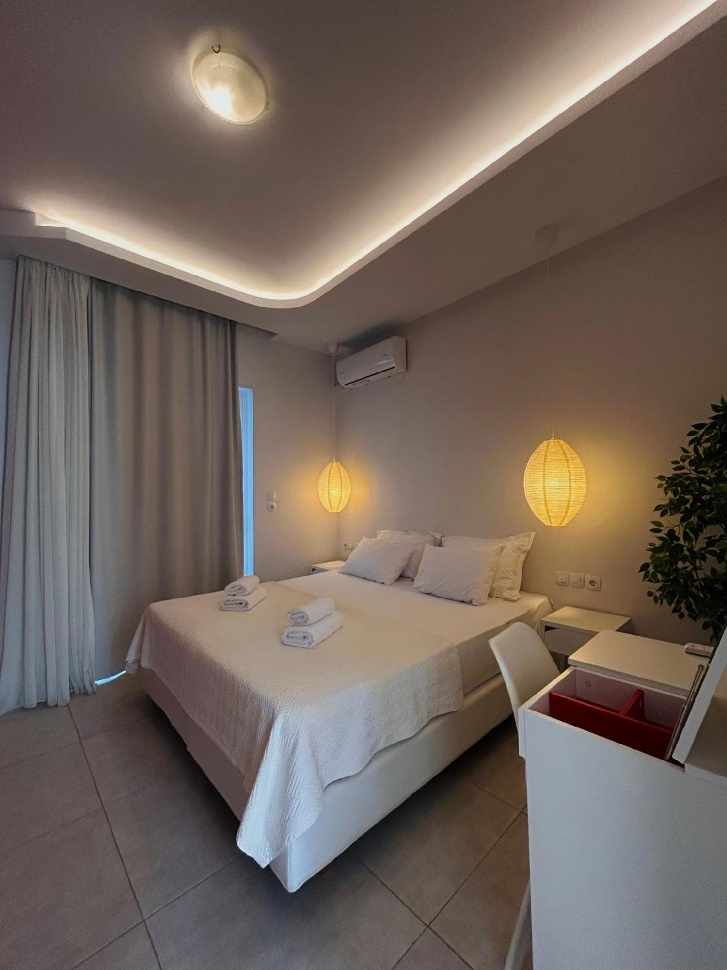 Apartment Cretesuites - Urban With Pool - 500m To The Rethymno (Crete)
